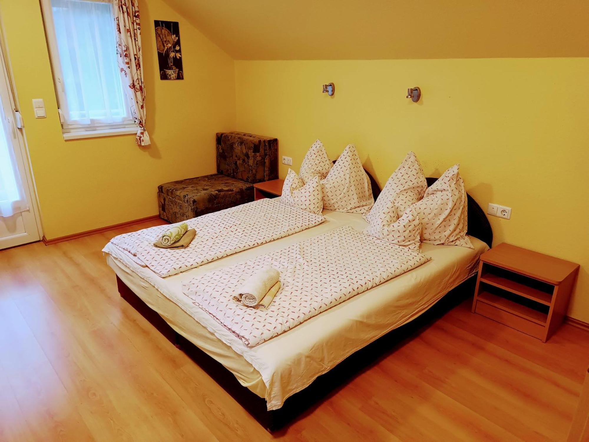 Haus Maria Appartements ザラカロシュ エクステリア 写真
